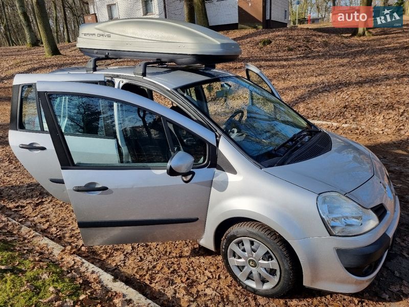 Хэтчбек Renault Modus 2009 в Запорожье