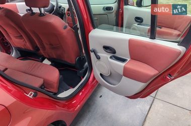 Хетчбек Renault Modus 2004 в Почаєві