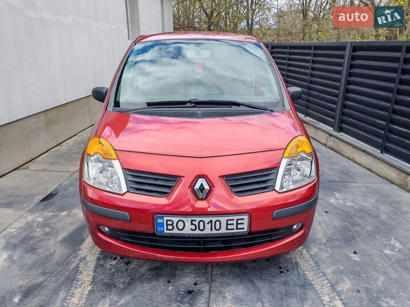Хетчбек Renault Modus 2004 в Почаєві