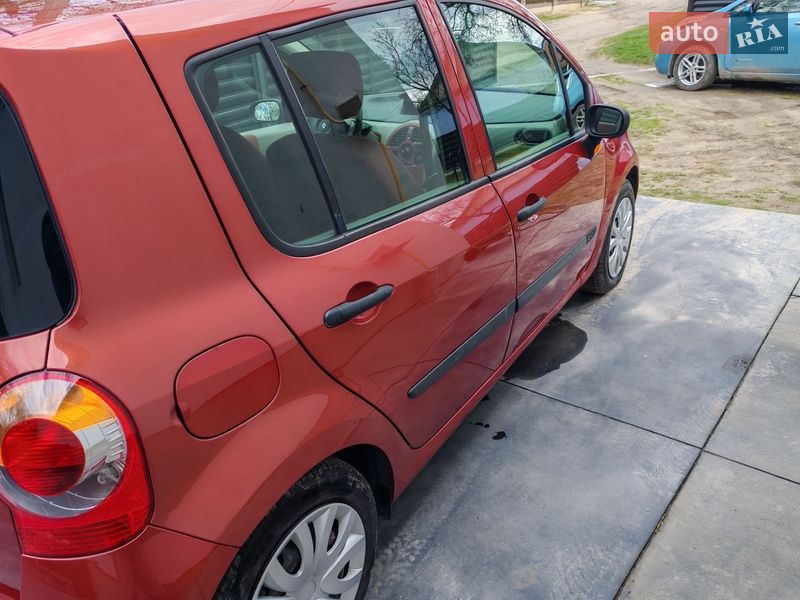 Хетчбек Renault Modus 2004 в Почаєві