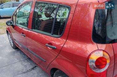 Хетчбек Renault Modus 2004 в Почаєві