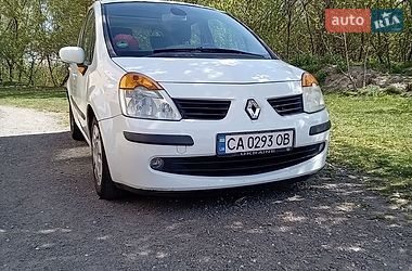 Renault Modus  2005