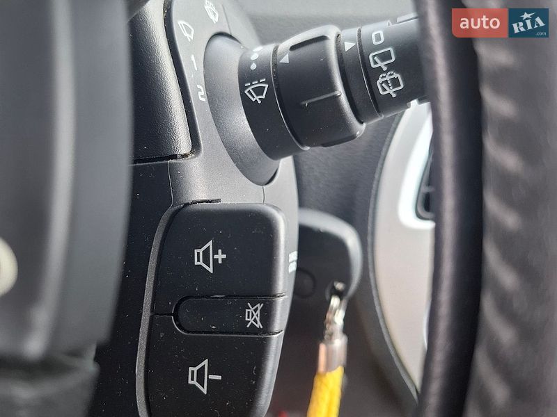 Хэтчбек Renault Modus 2009 в Черкассах
