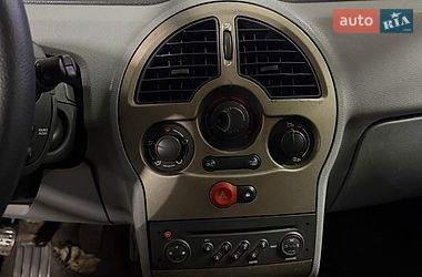 Хетчбек Renault Modus 2008 в Дніпрі