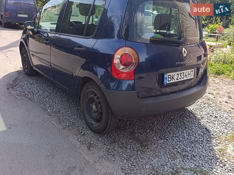Хэтчбек Renault Modus 2004 в Млинове фото 6 Хэтчбек Renault Modus 2004 в Млинове