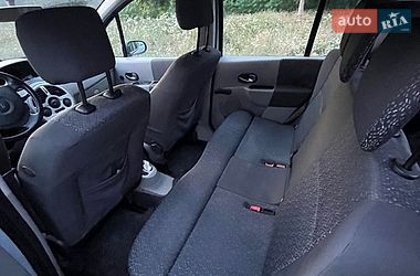 Хэтчбек Renault Modus 2006 в Львове