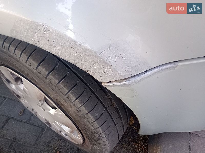 Хэтчбек Renault Modus 2005 в Шостке фото 22 Хэтчбек Renault Modus 2005 в Шостке