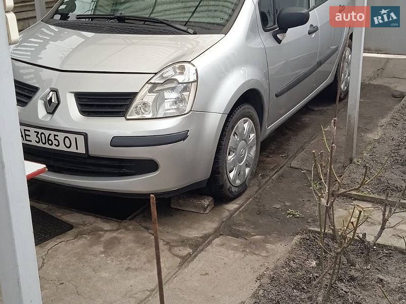 Хэтчбек Renault Modus 2007 в Днепре