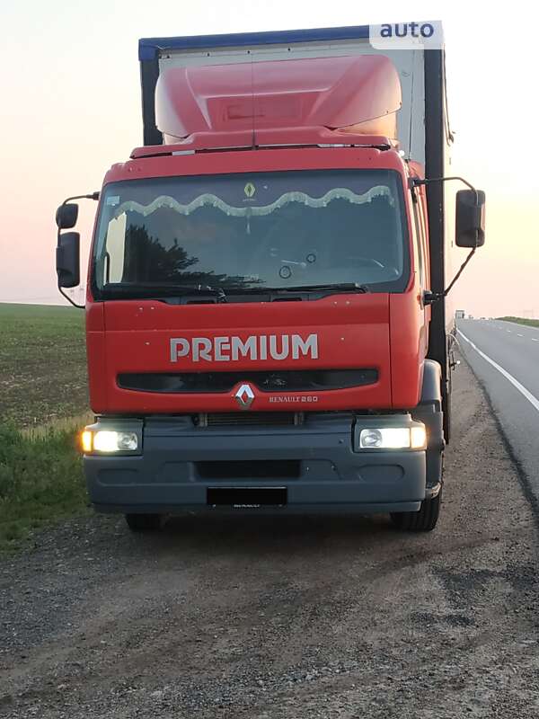 Грузовой фургон Renault Premium