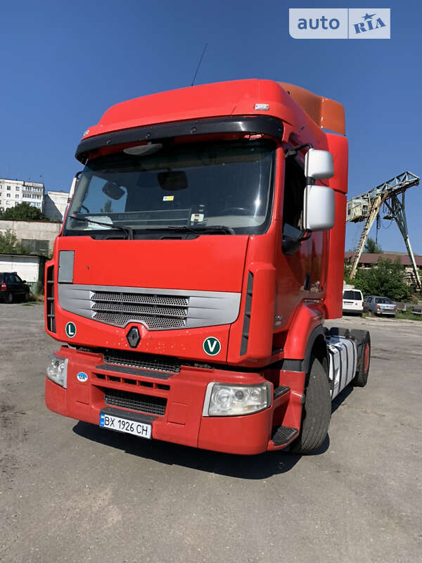 Тягач Renault Premium