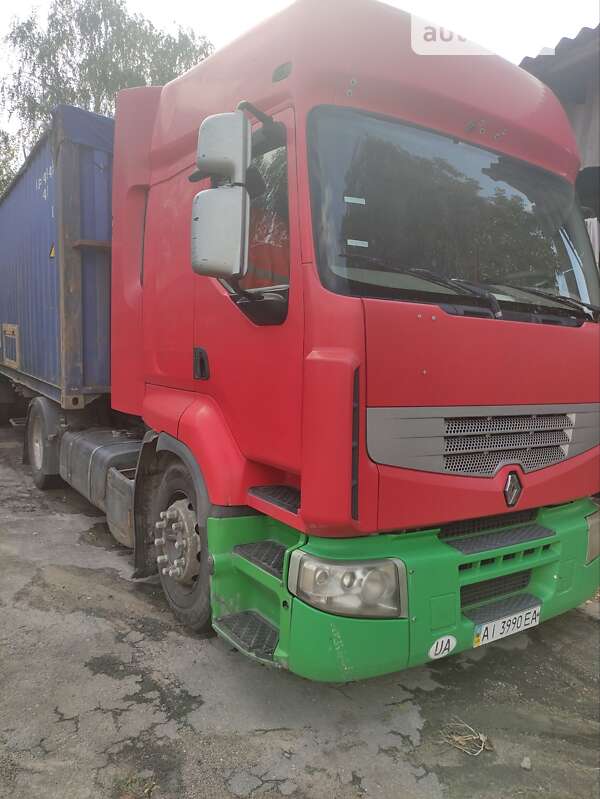 Renault Premium