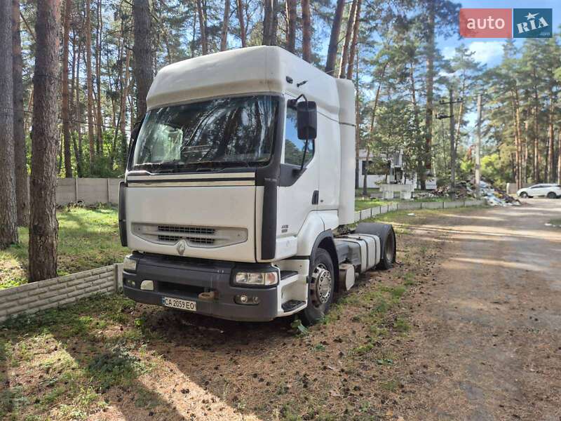 Renault Premium