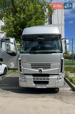 Renault Premium  2012