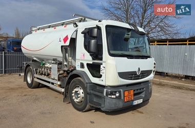 Renault Premium  2011