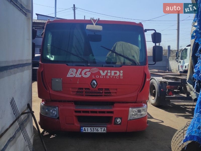 Евакуатор Renault Premium