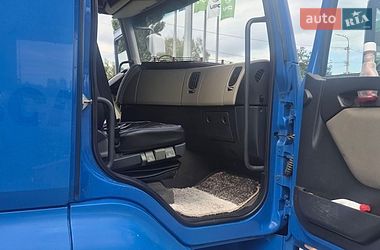 Тягач Renault Premium 2011 в Луцке