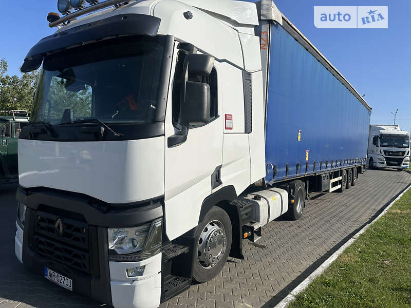 Тягач Renault Range T/T-Series 