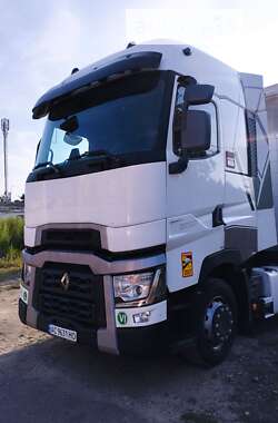 Renault Range T/T-Series   2015