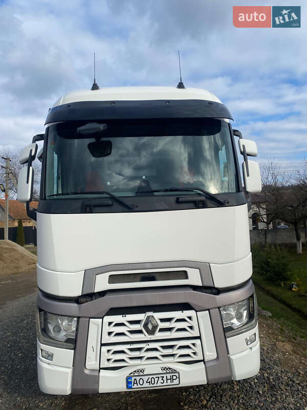 Вантажний фургон Renault Range T/T-Series 