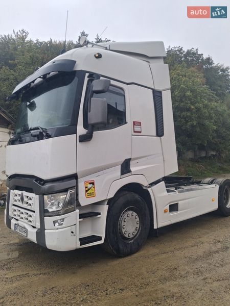 Тягач Renault Range T/T-Series 