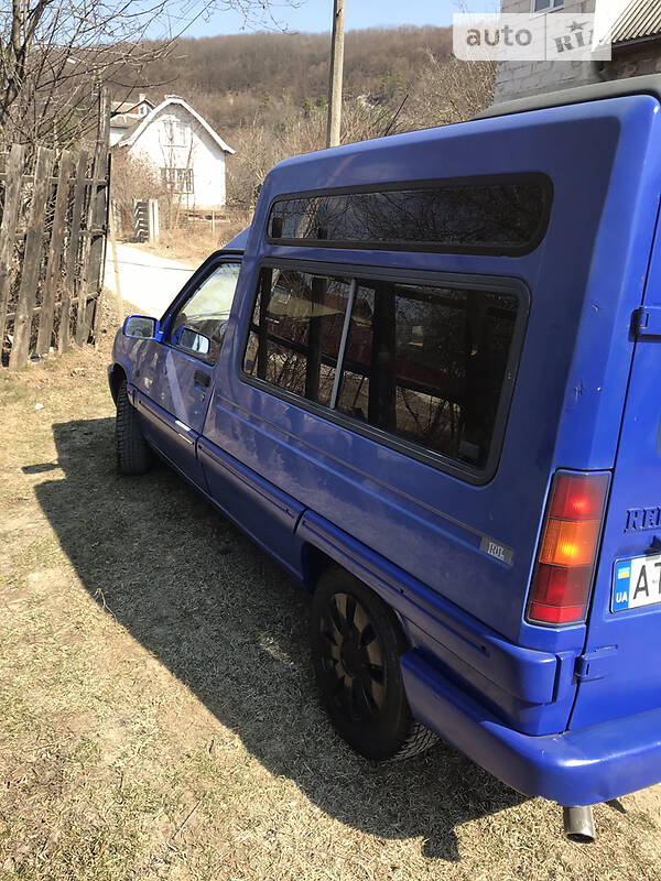 Універсал Renault Rapid 1988 в Івано-Франківську