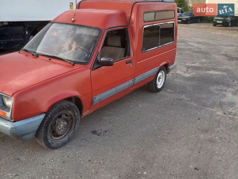 Мінівен Renault Rapid 1989 в Дрогобичі