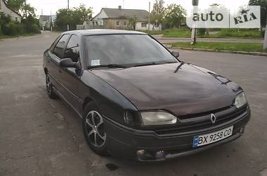 Renault Safrane  1993