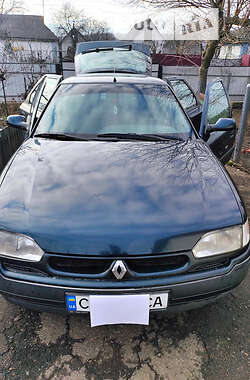 Renault Safrane  1995