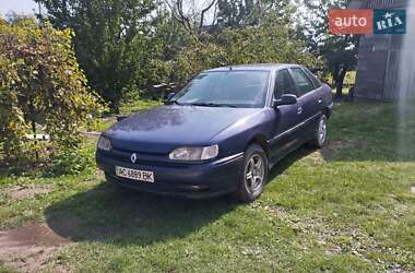 Renault Safrane 1994