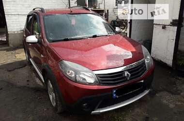 Renault Sandero StepWay  2012