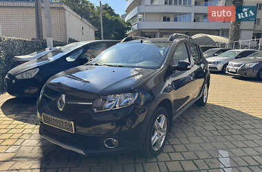 Renault Sandero StepWay  2013