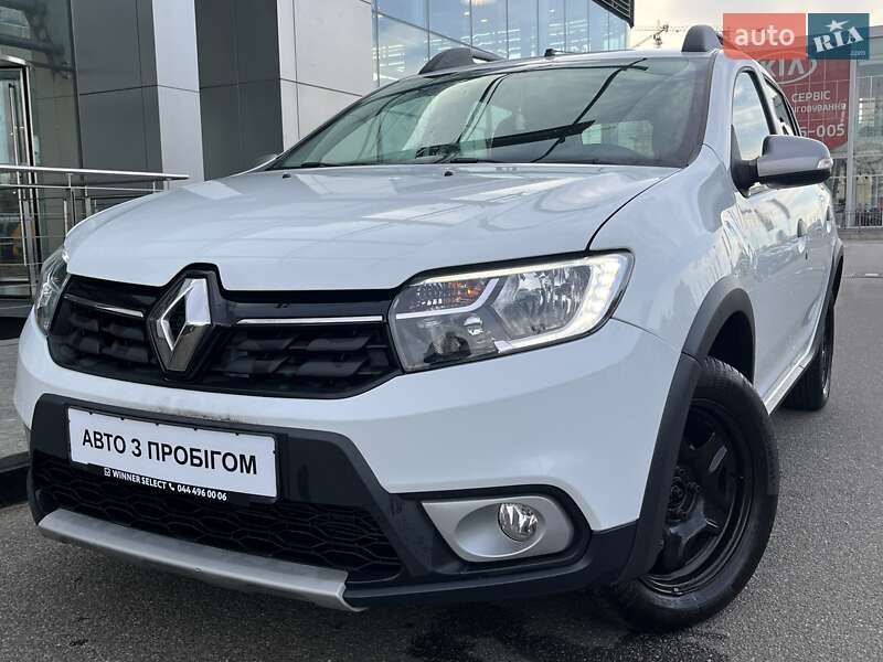 Хэтчбек Renault Sandero StepWay