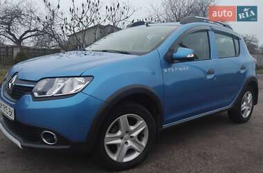 Renault Sandero StepWay  2013