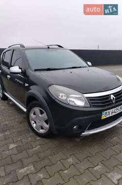 Renault Sandero StepWay  2012