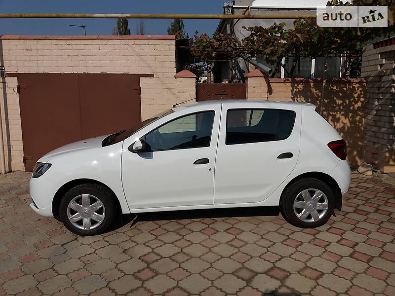 Renault Sandero 2013 року