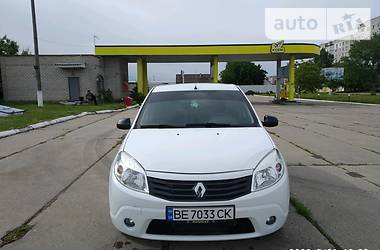 Renault Sandero  2012