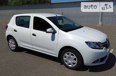 Renault Sandero  2013