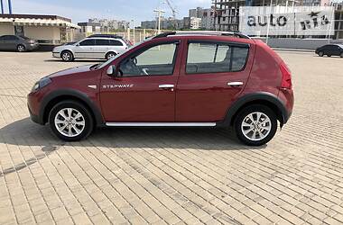 Renault Sandero  2012