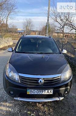 Renault Sandero  2011