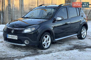 Renault Sandero  2013