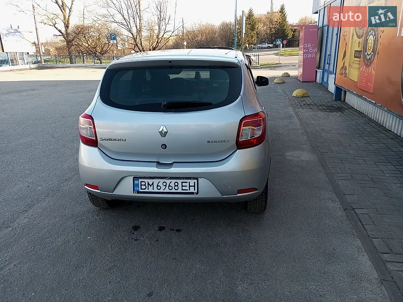 Renault Sandero