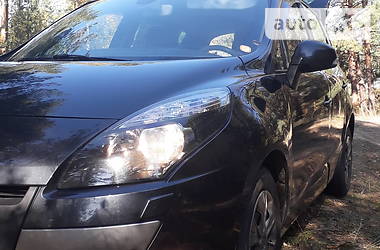 Renault Scenic  2011