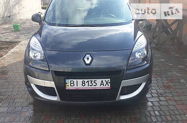 Renault Scenic  2011