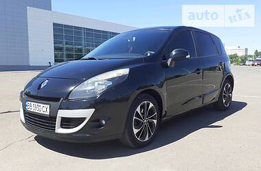 Renault Scenic  2011