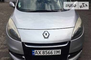 Renault Scenic  2012