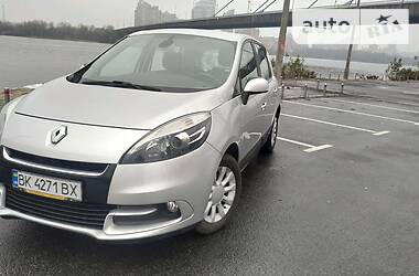 Renault Scenic  2013