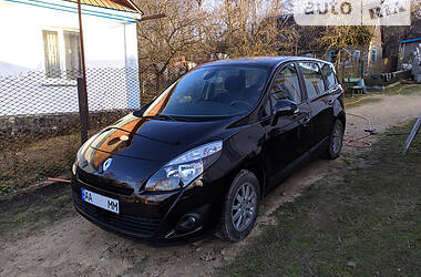 Renault Scenic  2010