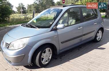 Renault Scenic  2004