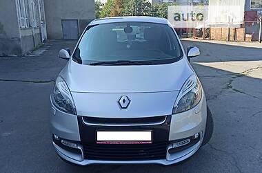 Renault Scenic  2012