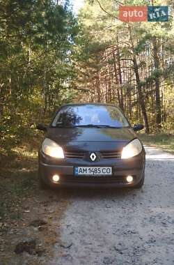 Renault Scenic  2004